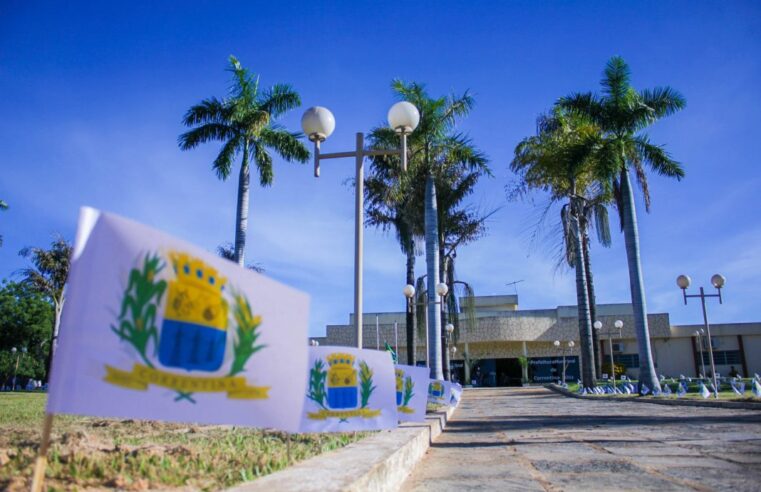 Prefeitura firma serie de contratos administrativos, volumes milionários levantam debate sobre transparência