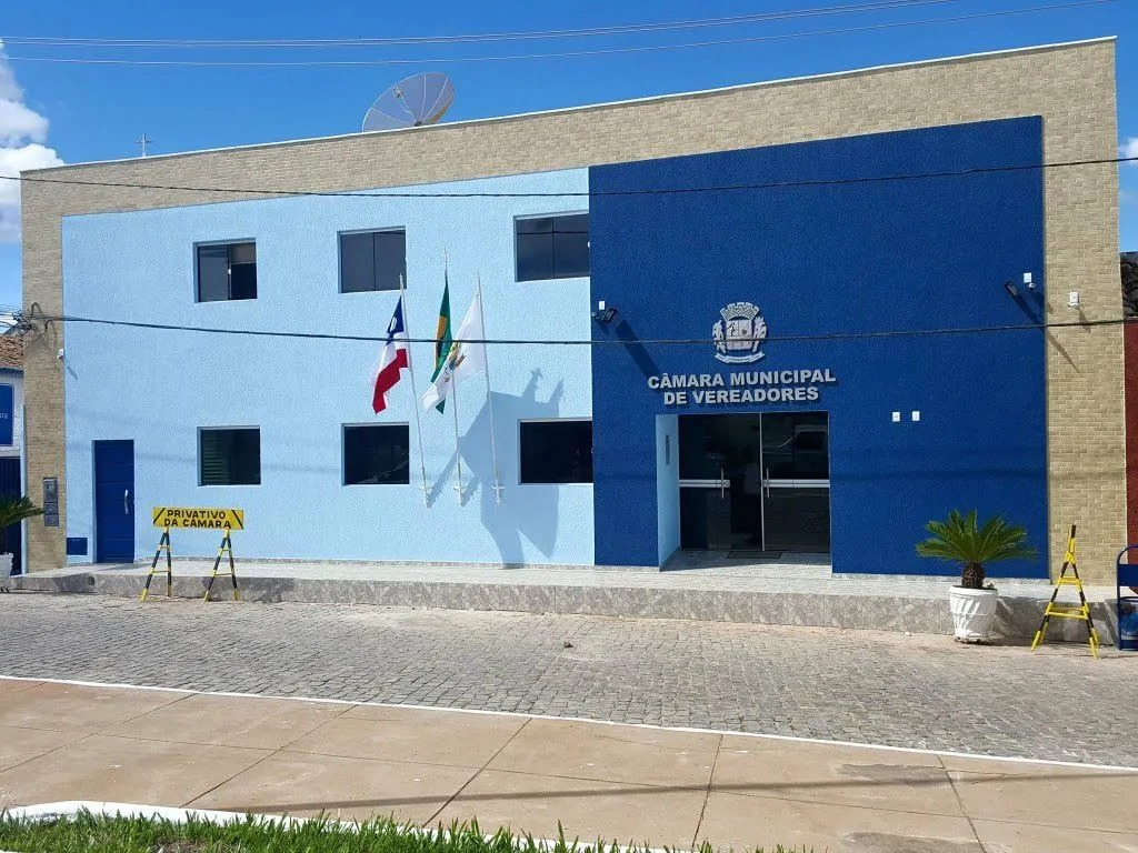 Clima esquenta na Câmara: vereadores rebatem secretário da Prefeitura após declaração polêmica