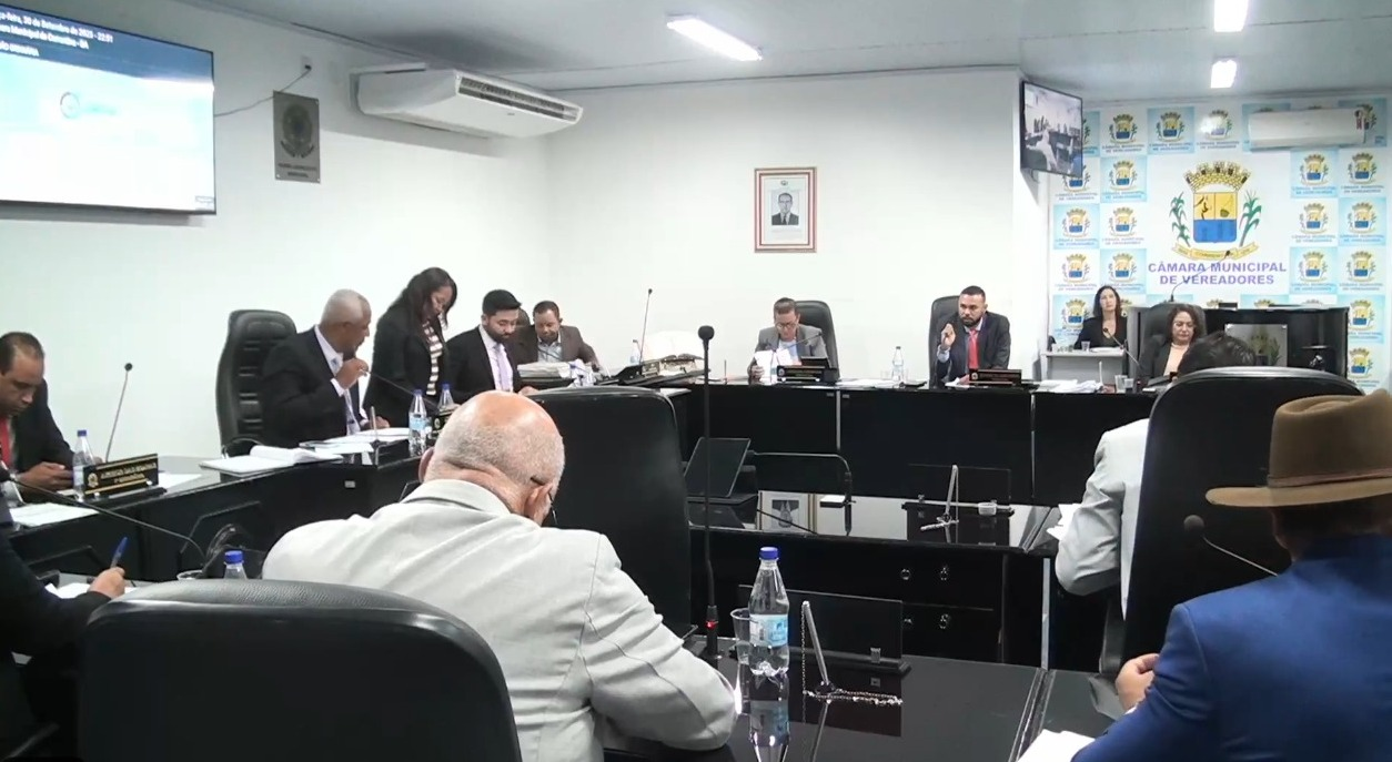 Câmara Municipal Aprova Compra de Terreno para UBS por R$ 100 Mil em Meio a Controvérsias